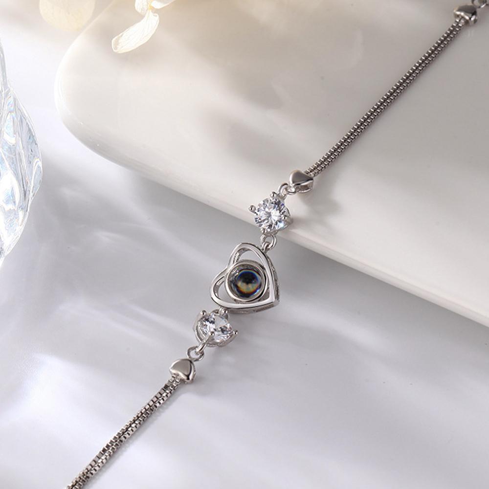 https://mademine-jit.maiyuan.online/frontEnd/202319/136bdfaa-6af8-470c-86e3-929c9ac14b2f-0.jpeg