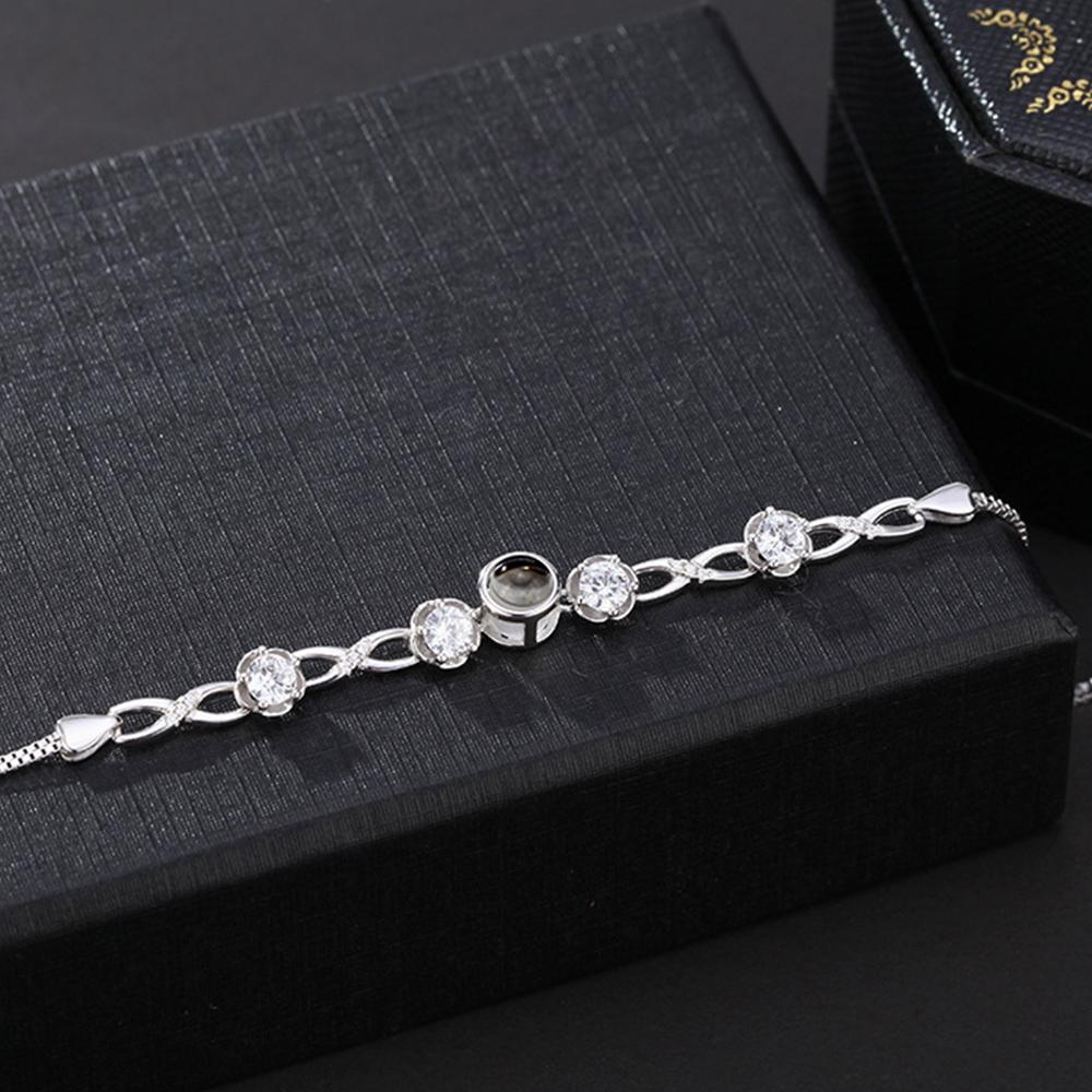 https://mademine-jit.maiyuan.online/frontEnd/202319/e295d2bc-ad96-4084-96b0-1c87b5661d4f-0.jpeg